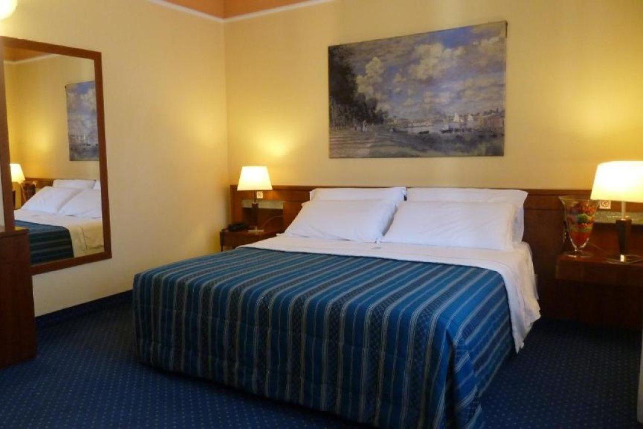 iH Hotels Padova Admiral Esterno foto