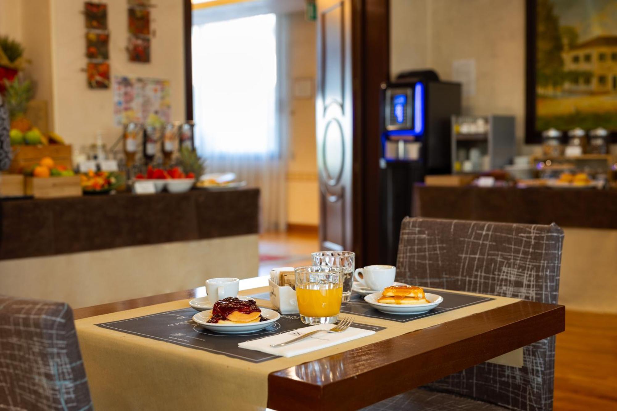 iH Hotels Padova Admiral Esterno foto