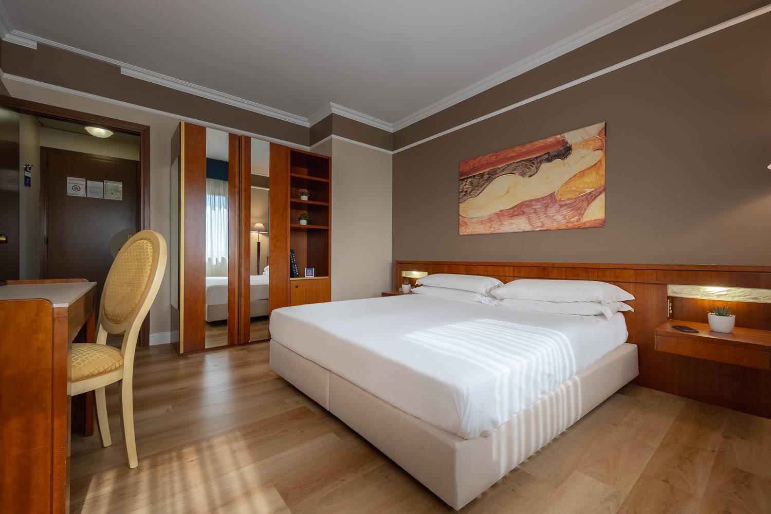 iH Hotels Padova Admiral Esterno foto