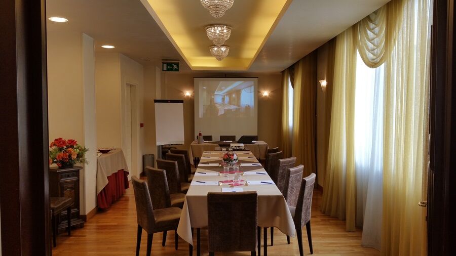 iH Hotels Padova Admiral Esterno foto